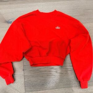 ALO Yoga Vibrant Red Cropped Pullover